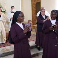 Professione temporanea di Suor Marrion Asiimwe e Suor Mary Mongina Magata